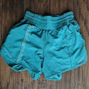 lululemon athletica Green Athletic Shorts Lightweight Performance